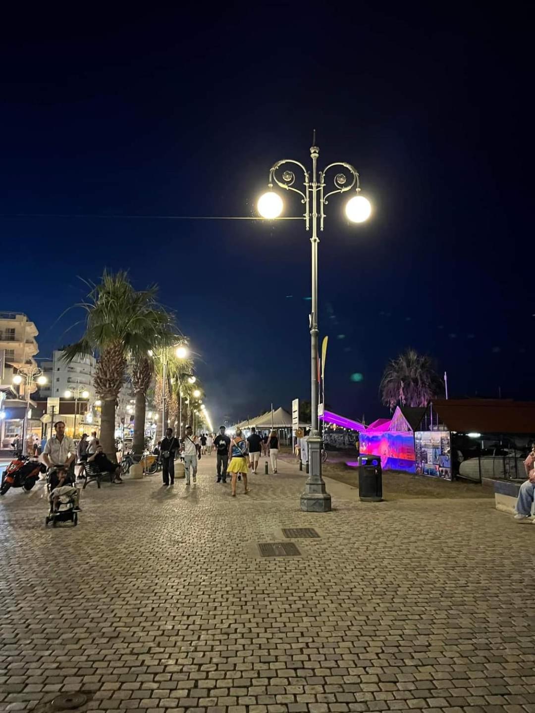Stelia's Seagate Apt. * Larnaca